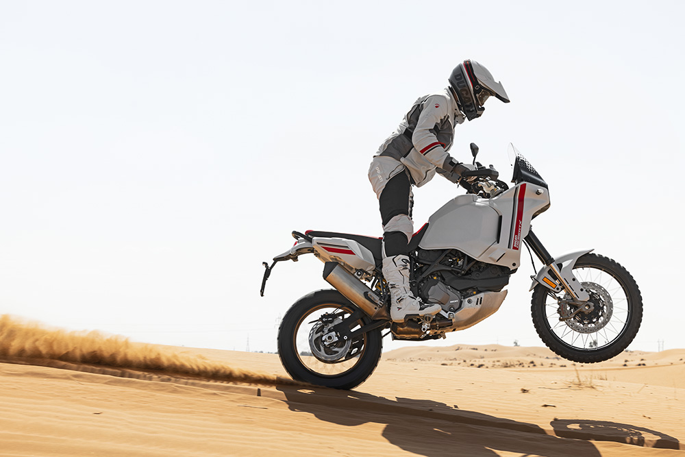 Desert X 2022 Ducati