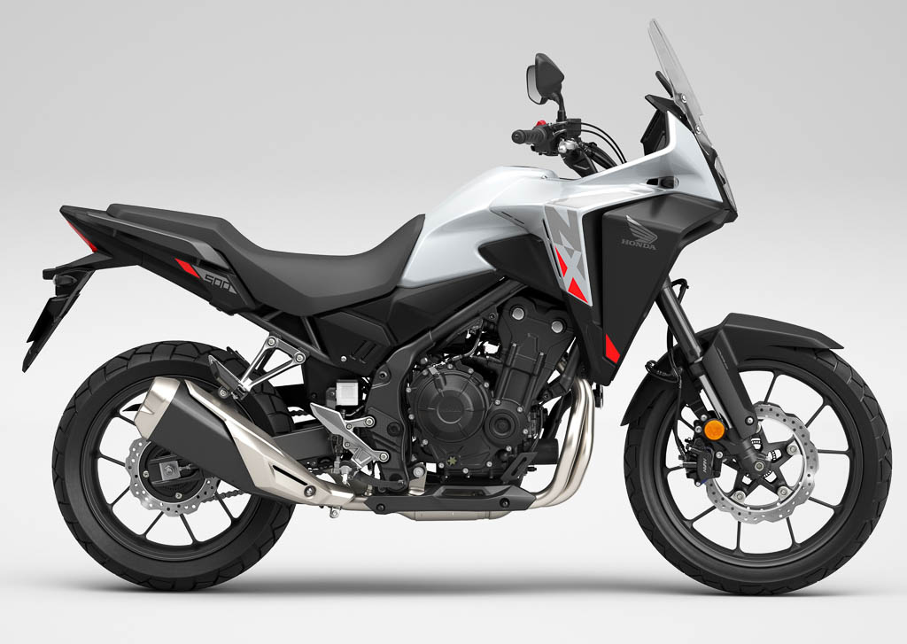 Aversa Motos - A Honda CB 200X é a mais nova moto de entrada da marca da  asa para o segmento das crossover, que são as motos com visual aventureiro,  pequena proteção